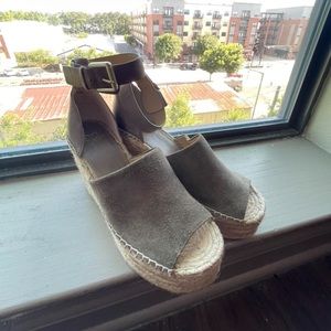 Marc Fisher espadrilles